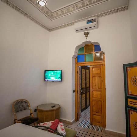 Riad Fes Allouch エクステリア 写真