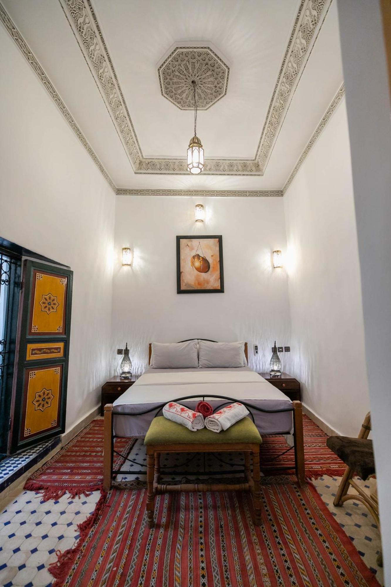 Riad Fes Allouch エクステリア 写真