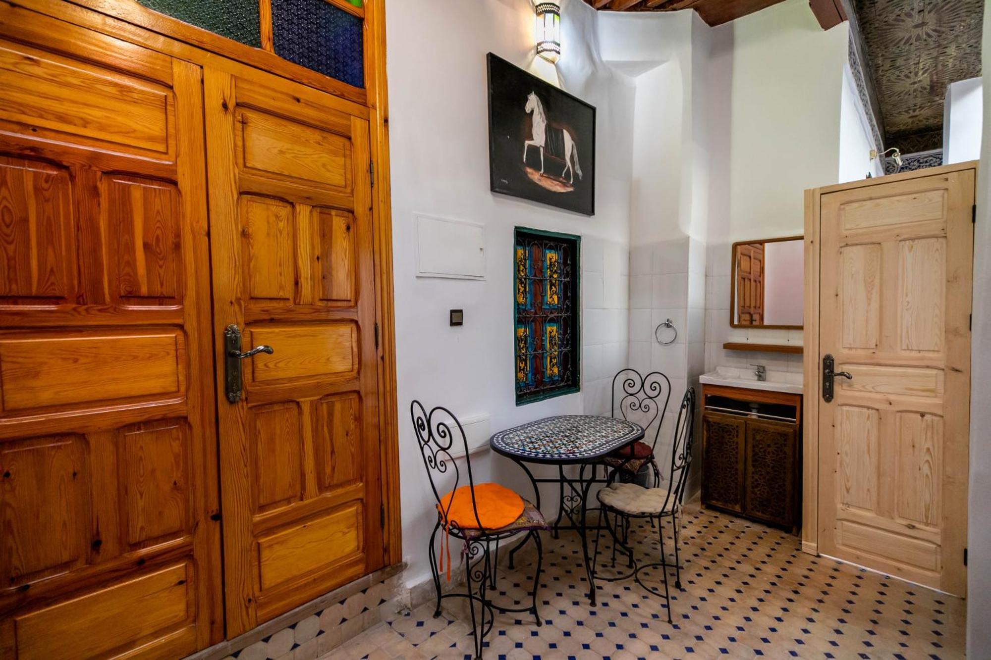 Riad Fes Allouch エクステリア 写真
