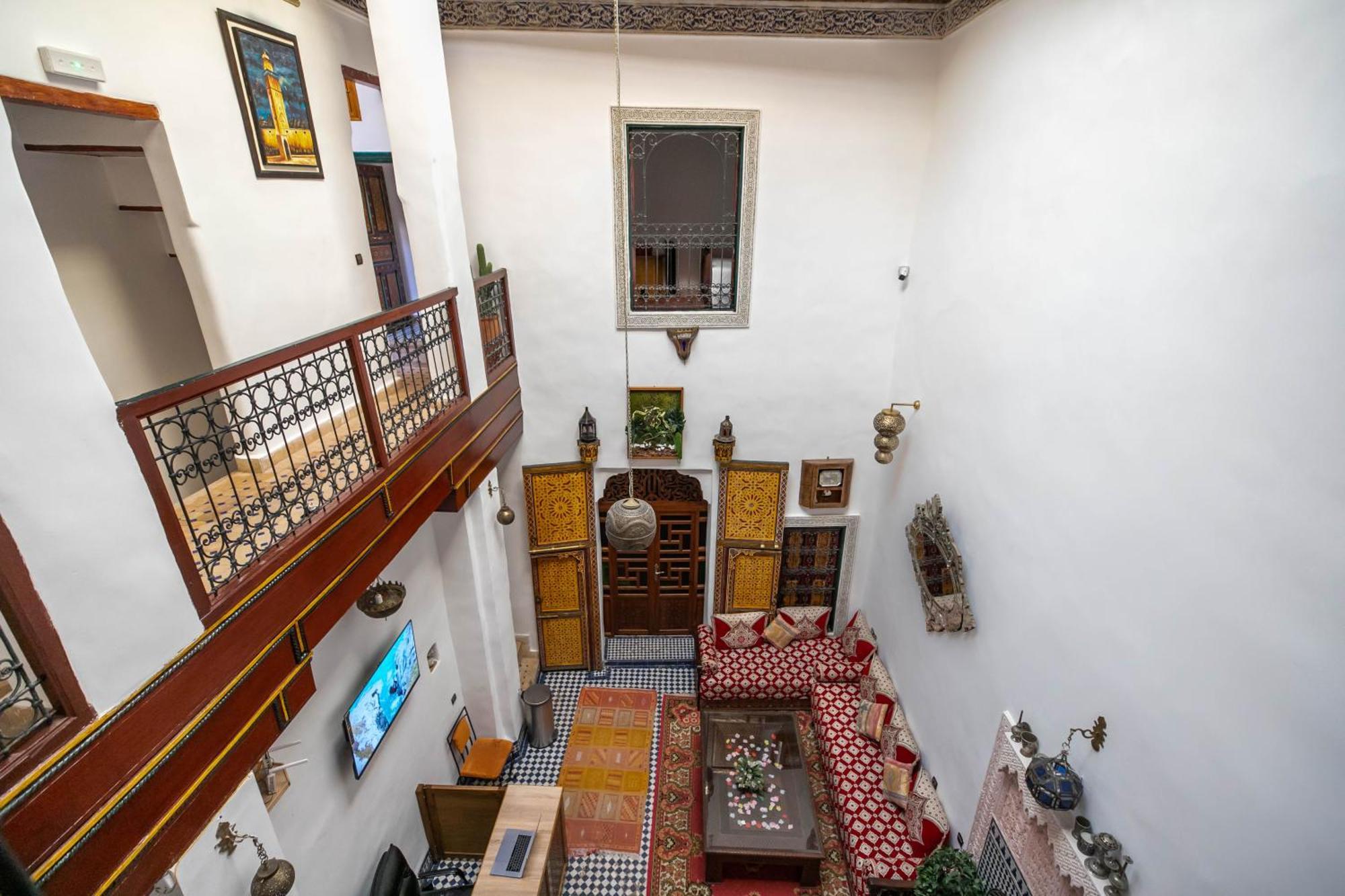 Riad Fes Allouch エクステリア 写真